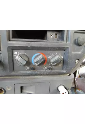MACK CHU613 TEMPERATURE CONTROL