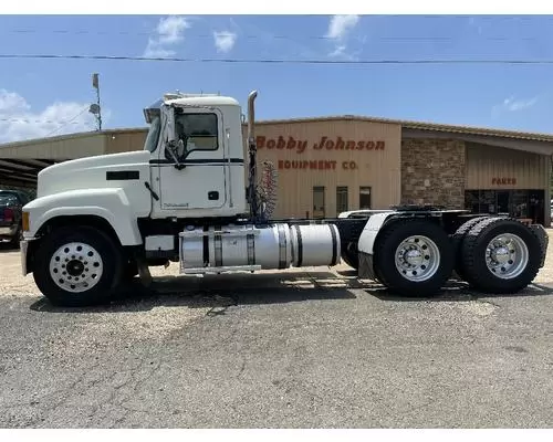 MACK CHU613 Vehicle For Sale