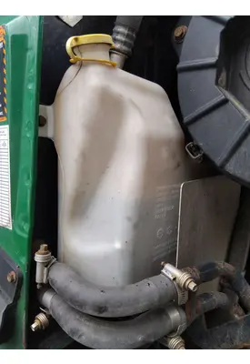 MACK CHU613 WINDSHIELD WASHER RESERVOIR