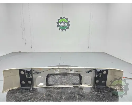 MACK CHU Bumper Assembly, Front