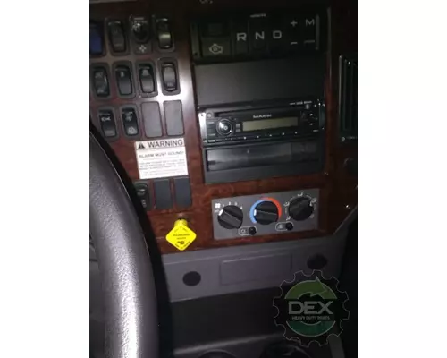 MACK CHU Cab
