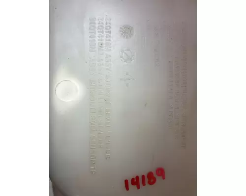 MACK CHU Windshield Washer Reservoir