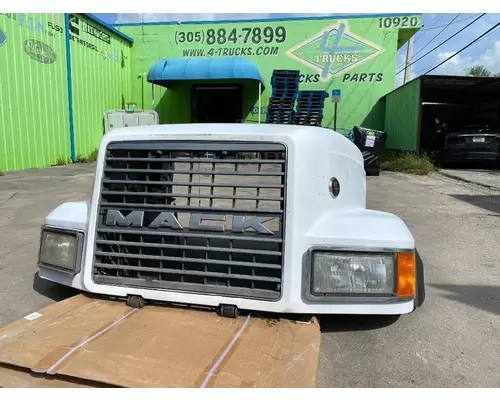 MACK CL613 Hood