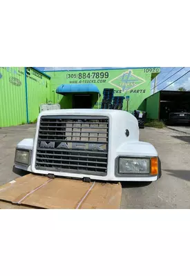 MACK CL613 Hood