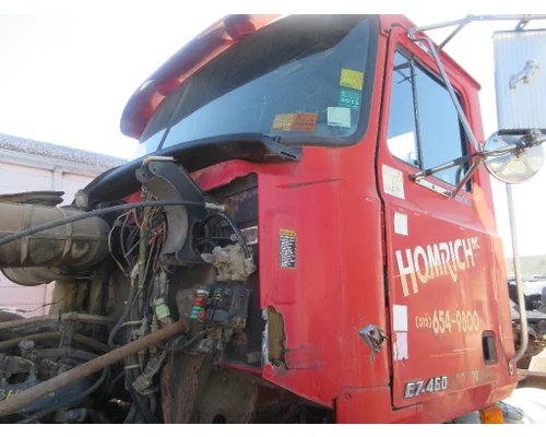 MACK CL700 SERIES Cab