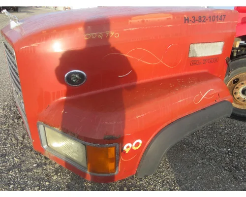 MACK CL700 SERIES Hood