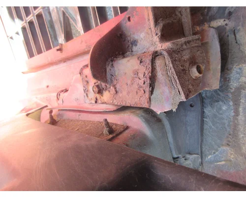 MACK CL700 SERIES Hood