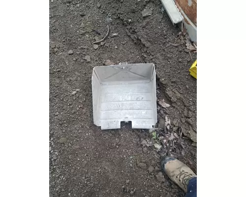 MACK CL713 Battery Box Cover