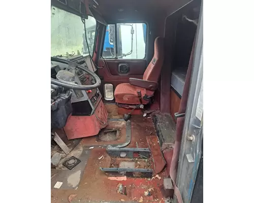 MACK CL713 Cab Mount