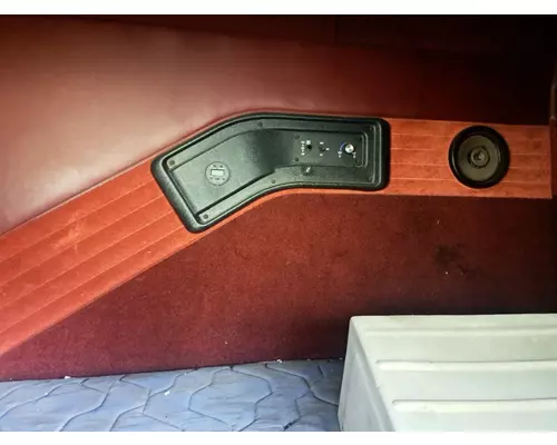 MACK CL713 Cab Mount