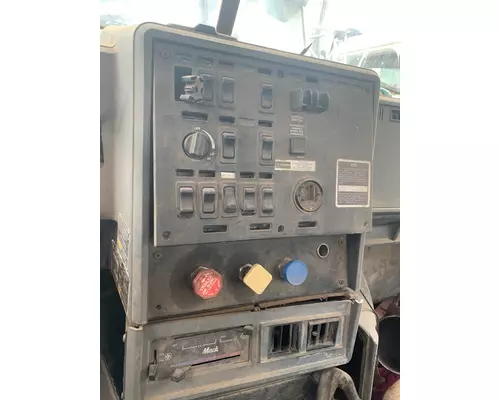 MACK CL713 Cab Mount