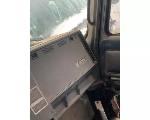 MACK CL713 Cab Mount
