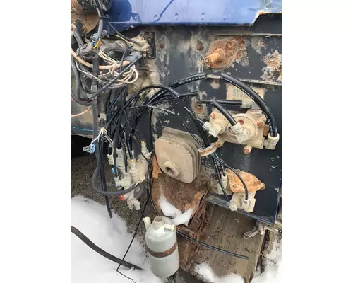 MACK CL713 Cab Mount