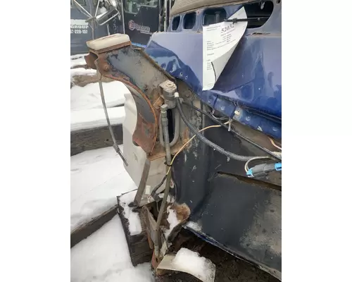 MACK CL713 Cab Mount