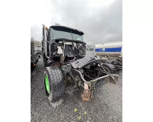 MACK CL713 Complete Vehicle