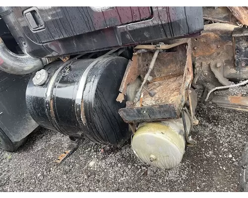 MACK CL713 Complete Vehicle
