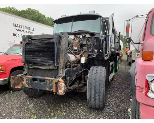 MACK CL713 Complete Vehicle