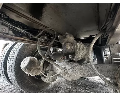 MACK CL713 Cutoff