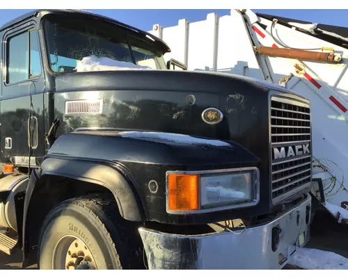 MACK CL713 HOOD