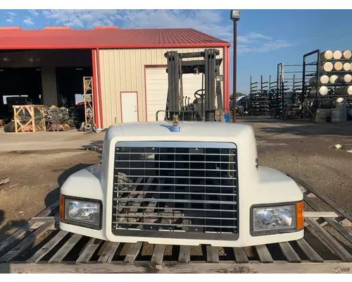 MACK CL713 Hood