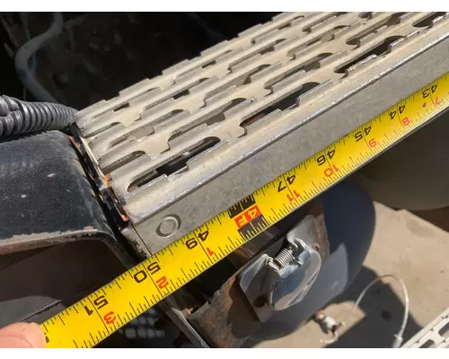 MACK CL713 Step