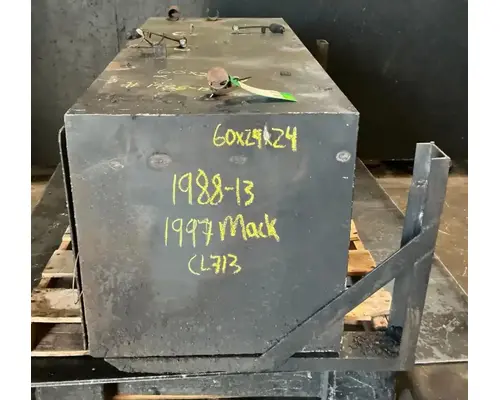 MACK CL713 Tool Box
