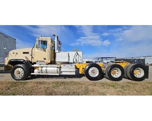 MACK CL713 Used Trucks