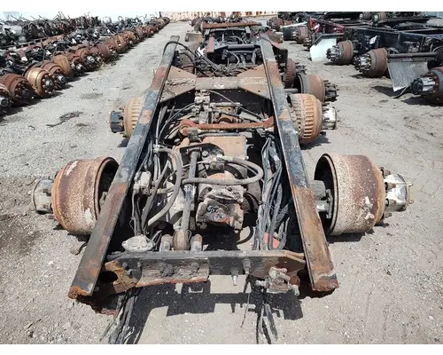 MACK CRD 92-93 Cutoff Assembly with Axles
