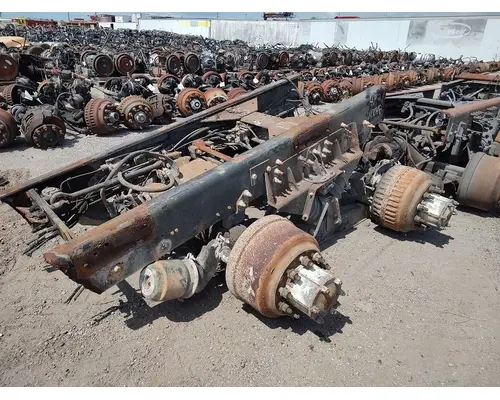 MACK CRD 92-93 Cutoff Assembly with Axles