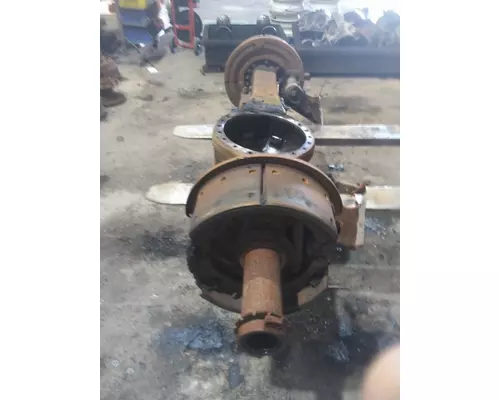 MACK CRD112 AXLE HOUSING, REAR (FRONT)