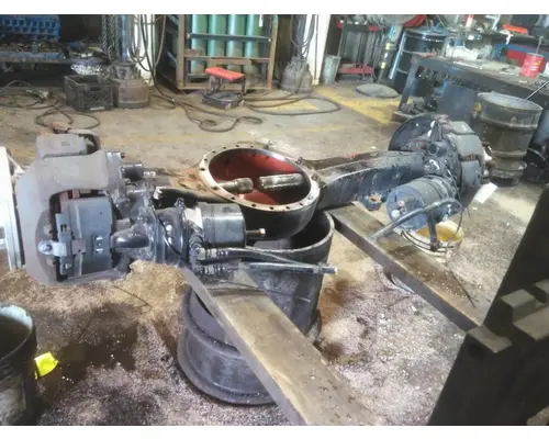 MACK CRD150 AXLE HOUSING, REAR (FRONT)