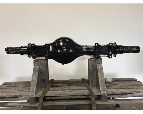 MACK CRD150 Axle Housing (Front)