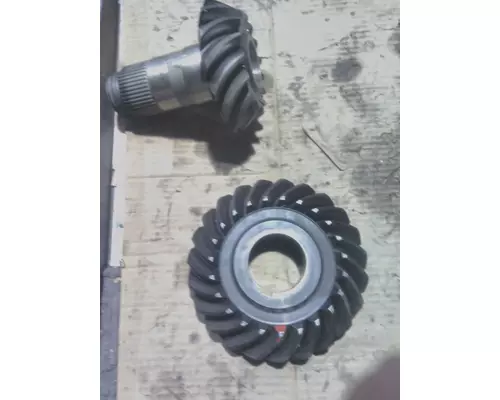 MACK CRD150 RING GEAR AND PINION