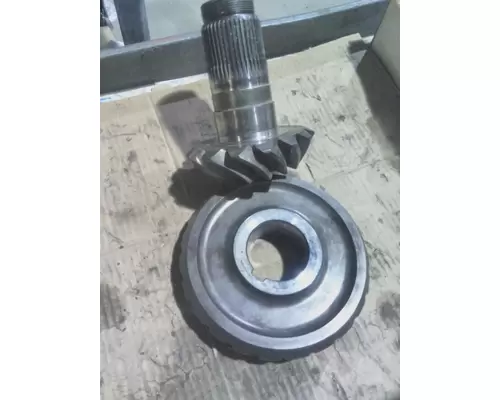 MACK CRD150 RING GEAR AND PINION