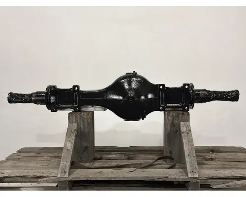 MACK CRD151 Axle Housing (Rear)