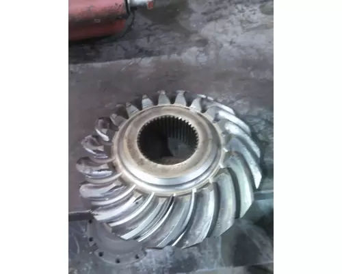 MACK CRD202 RING GEAR AND PINION