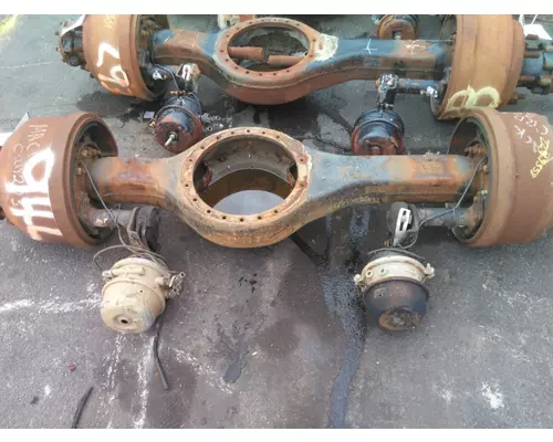 MACK CRD203 AXLE HOUSING, REAR (REAR)