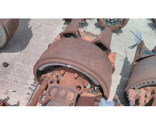 MACK CRD203 AXLE HOUSING, REAR (REAR)