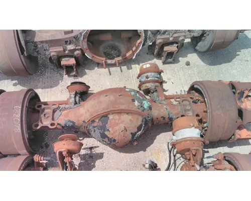 MACK CRD203 AXLE HOUSING, REAR (REAR)