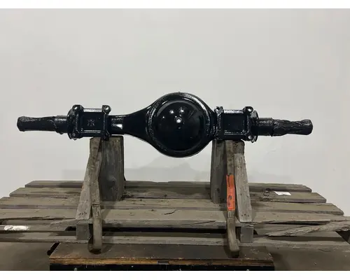 MACK CRD92/CRD93 Axle Housing (Front)