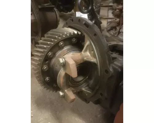 MACK CRD92R588 DIFFERENTIAL ASSEMBLY FRONT REAR