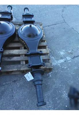 MACK CRD92 AXLE HOUSING, REAR (FRONT)