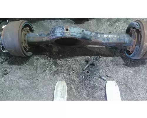 MACK CRD92 AXLE HOUSING, REAR (FRONT)