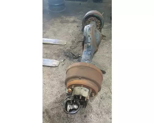 MACK CRD92 AXLE HOUSING, REAR (FRONT)