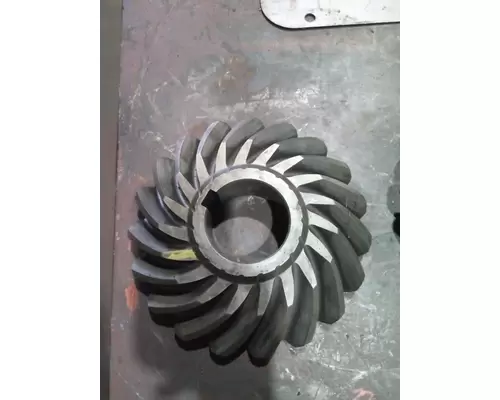 MACK CRD92 RING GEAR AND PINION