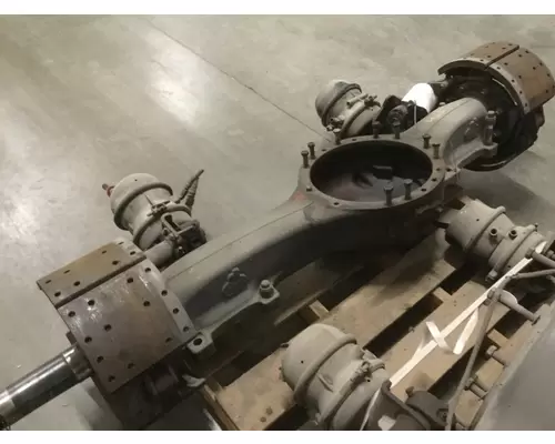 MACK CRD93 AXLE HOUSING, REAR (REAR)