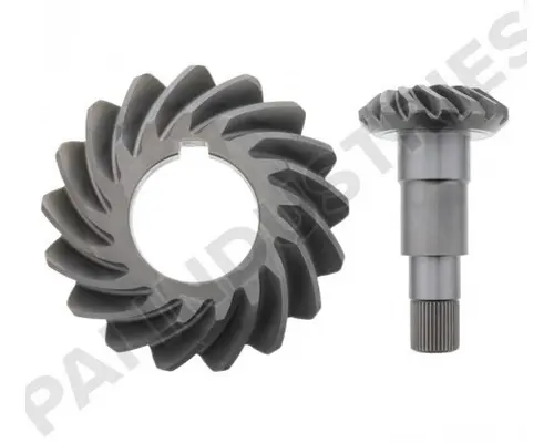 MACK CRD93 RING GEAR AND PINION