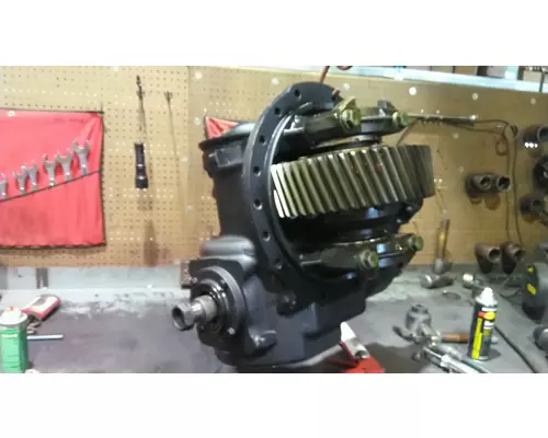 MACK CRDPC202R435 DIFFERENTIAL ASSEMBLY FRONT REAR