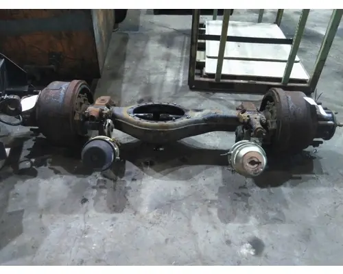 MACK CRDPC92 AXLE HOUSING, REAR (FRONT)