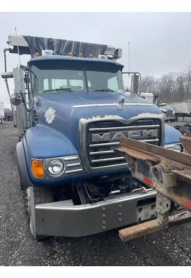 MACK CT713 Complete Vehicle
